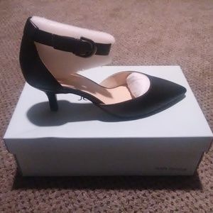 New pointed-toe Jenn Ardor High Heels